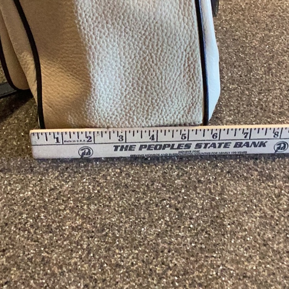 Kate Spade Black and Cream Shoulder Bag - Picture 10 of 10